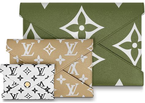 Louis Vuitton Pochette Kirigami Monogram Giant Khaki 